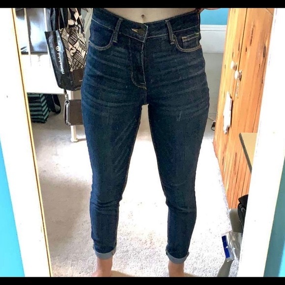 Old Navy- rockstar, super skinny, high rise - Picture 3 of 5